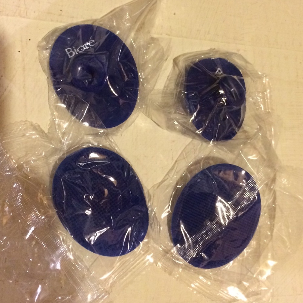 🔥Host Pick $2 Add-on New Silicone Face Scrubber Exfoliator Biore Facial Beauty